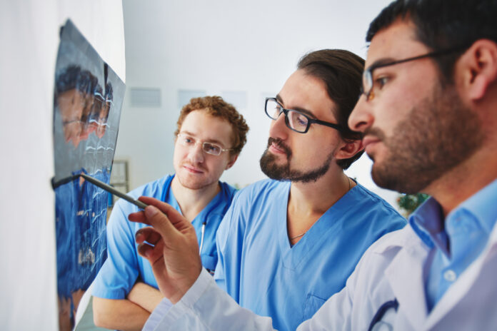 Zamknięcie lub wygaszenie kierunków lekarskich