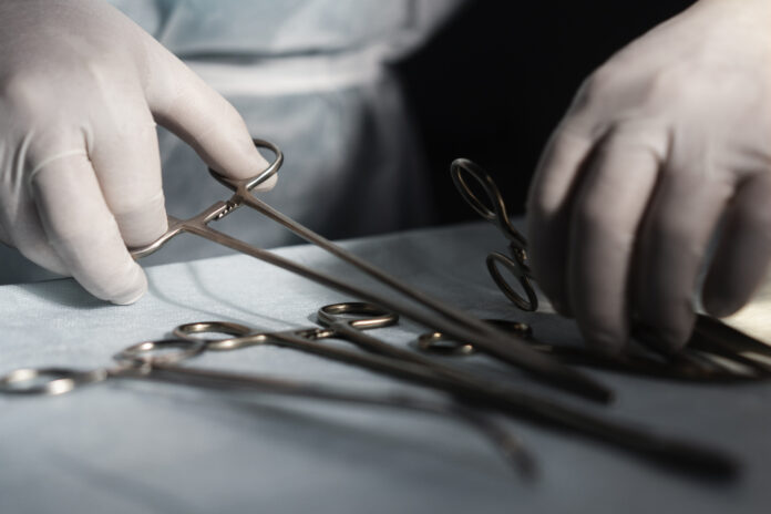 zawody w szyciu chirurgicznym